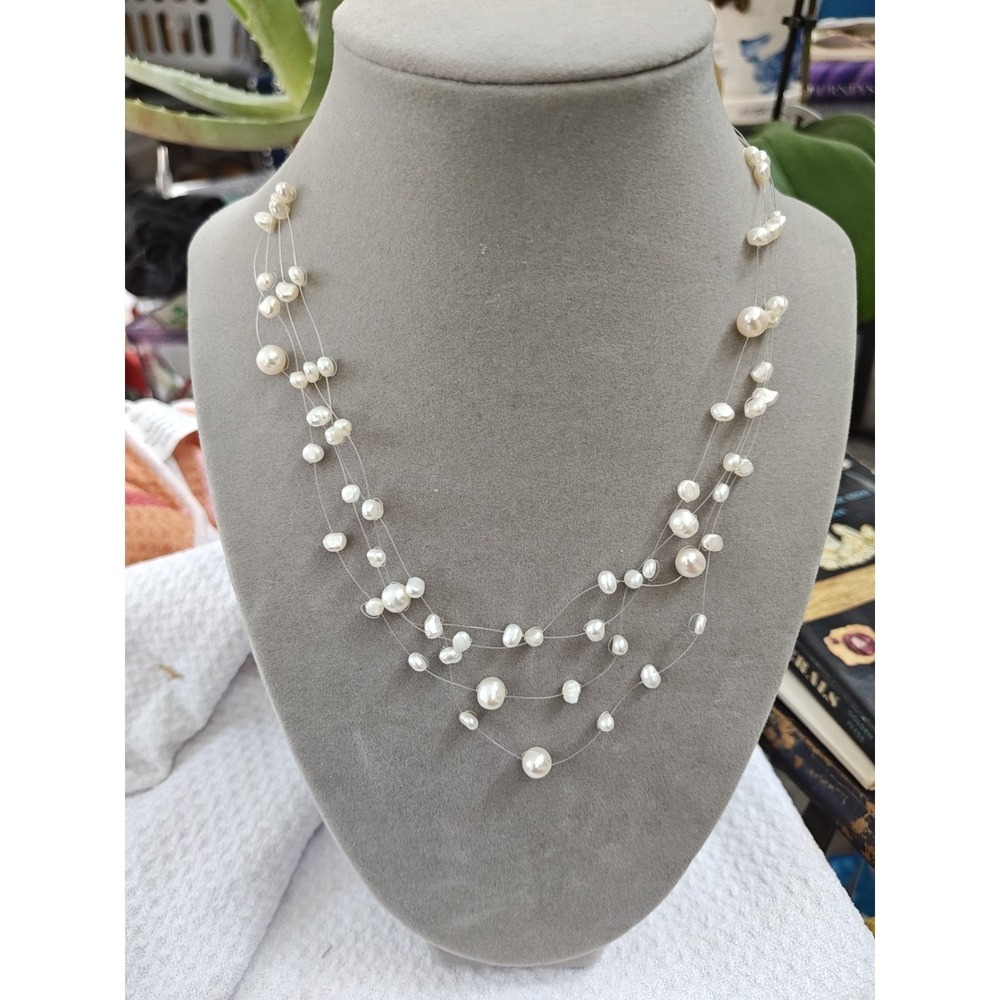 Necklace White Floating Freshwater Pearl Triple Strand Invisible 90s Y2K Vintage